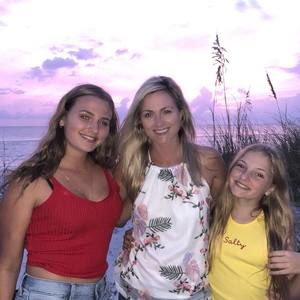 Meet your Posher, Meredith